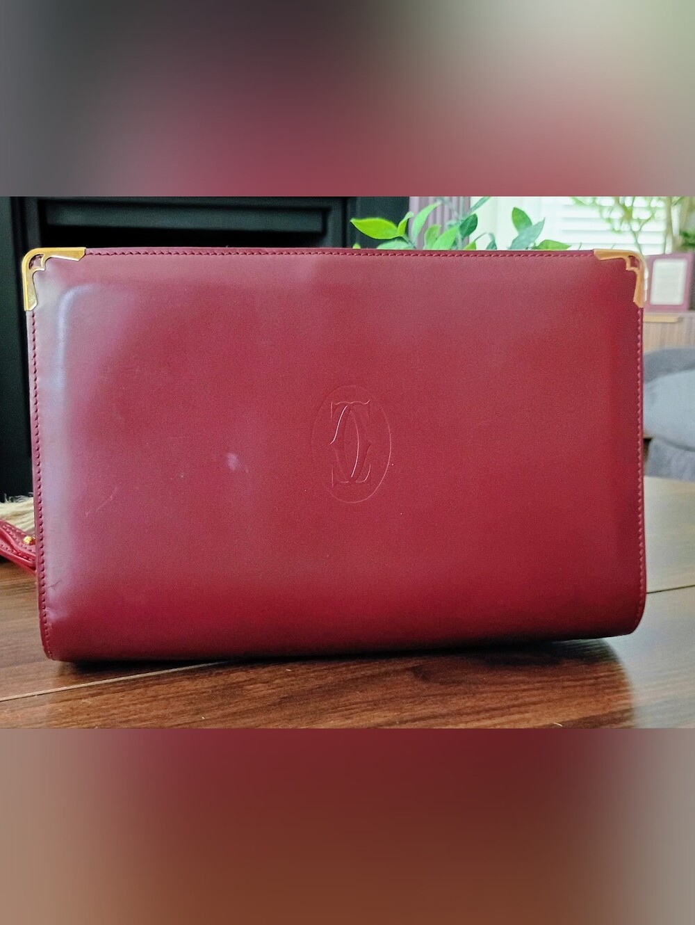 AUTHENTIC VINTAGE CARTIER MUST DE CARTIER BORDEAUX LEATHER CLUTCH ✨